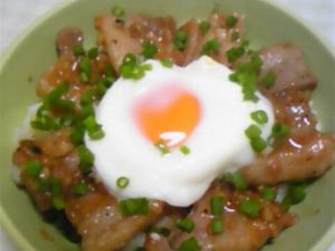 にんにくが決め手★豚バラ丼